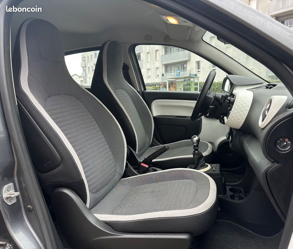 Renault twingo 0.9 tce 90 zen (image 15)