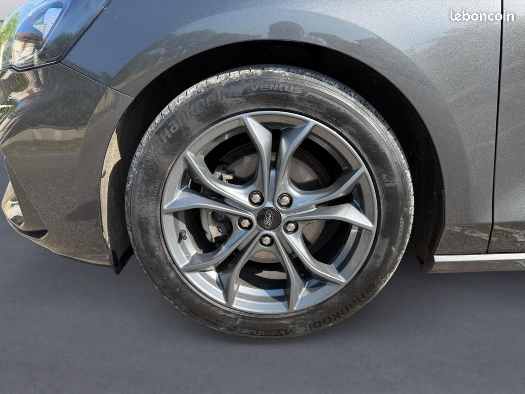 Ford Focus IV 1.0 ECOBOOST 125 S&S ST-LINE (image 14)