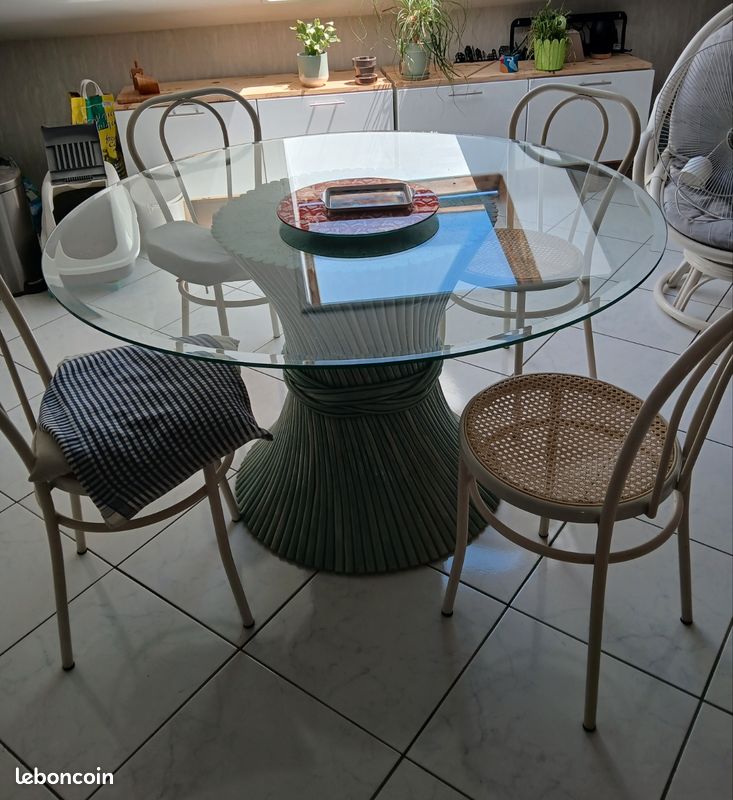 Table ronde (image 2)