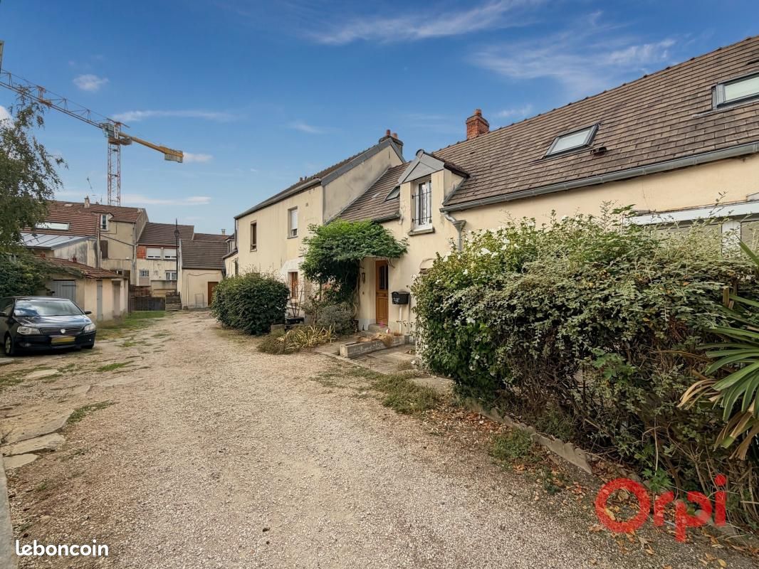 Appartement 2 pièces 71 m² · à Saint-Germain-lès-Corbeil · 71 m² · 990 €/mois