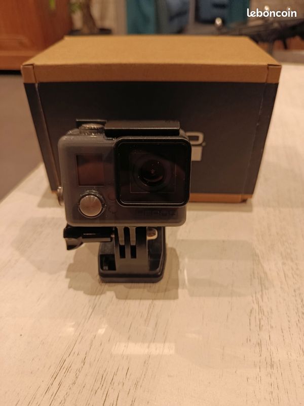 Go pro avec accessoires (image 4)