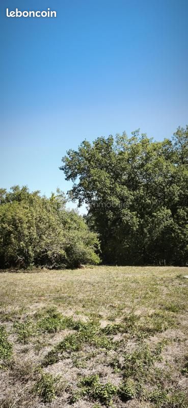 Terrain 1 434 m² Varennes · 48 000 €