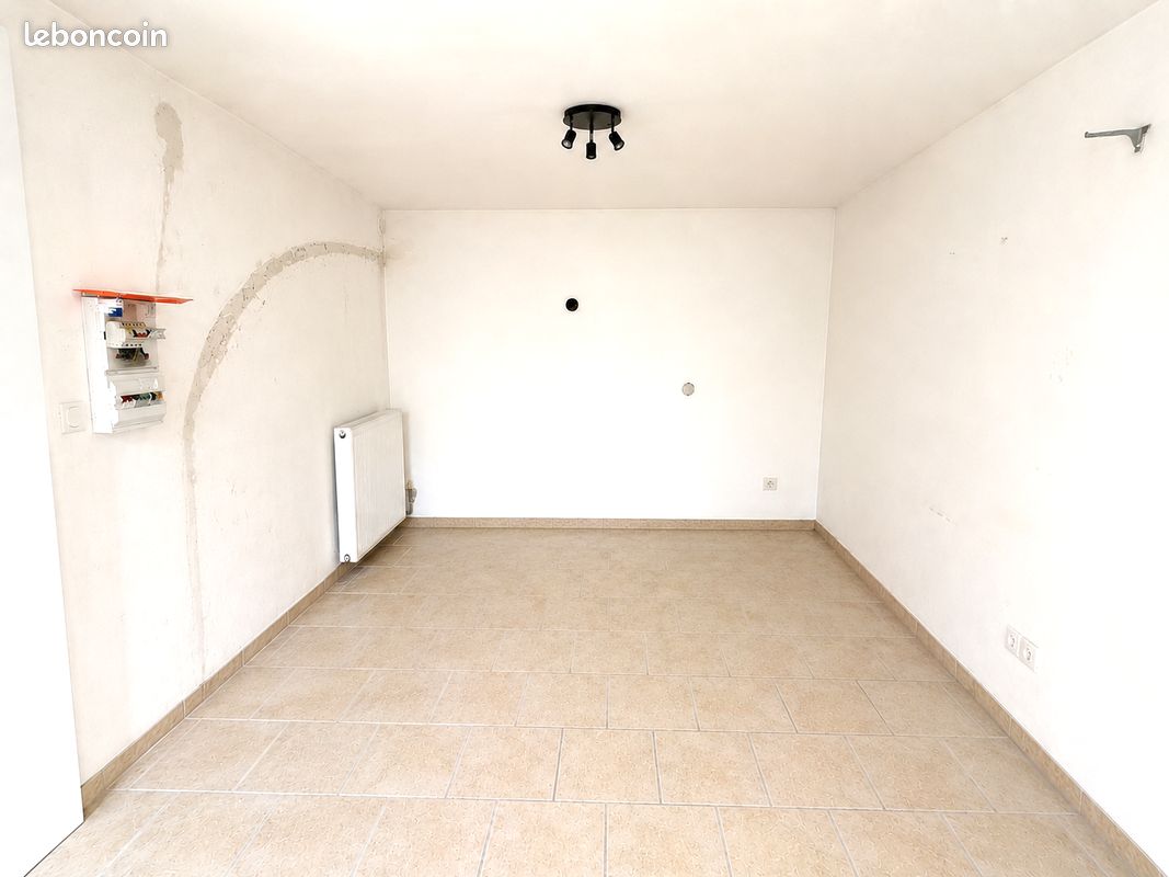 Appartement 1 pièce 18 m² · à Ségny · 18,1 m² · 89 000 €