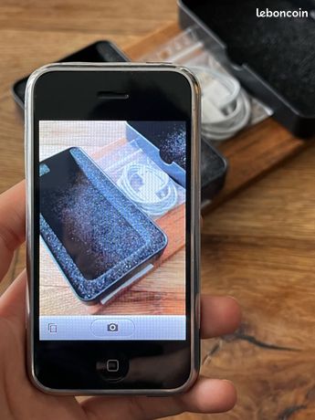IPhone 2G Edge V1 8Go - Argenté - Boîte Complète D'Origine - Excellent État (Désimlocké)