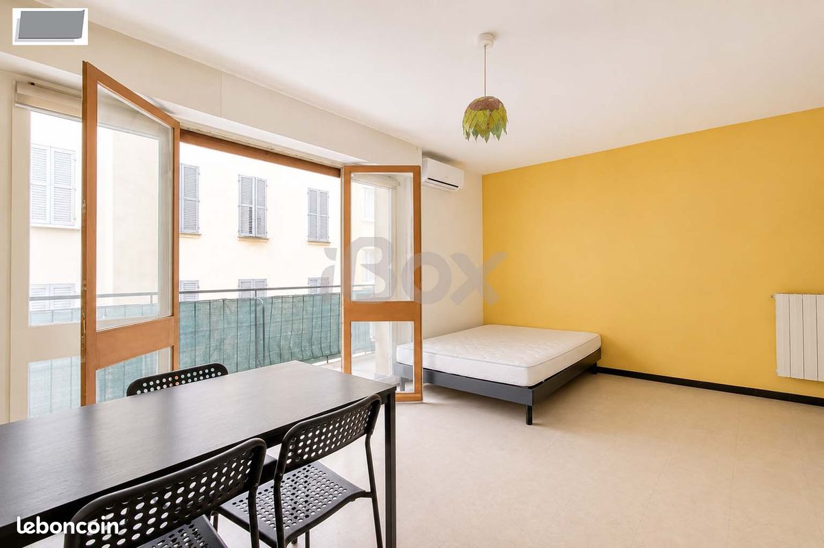 Appartement 1 pièce 28 m² · à Toulon · 28 m² · 100 000 €
