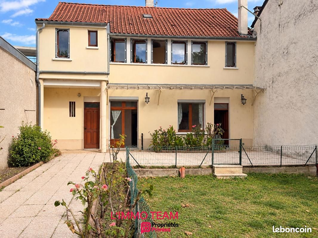 Maison 6 pièces 160 m² · à Cahors · 160 m² · 265 000 €