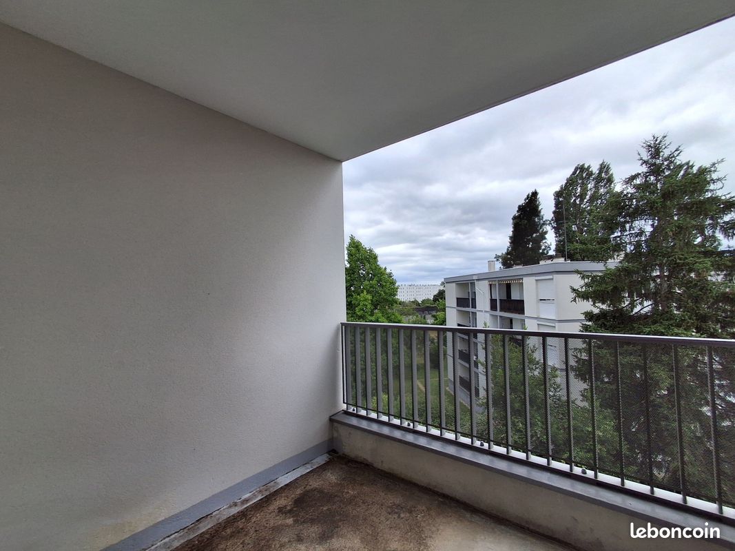 Appartement 3 pièces 68 m² · à Villenave-d'Ornon · 68 m² · 927 €