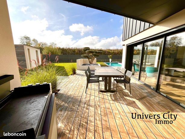 Maison 8 pièces 196 m²