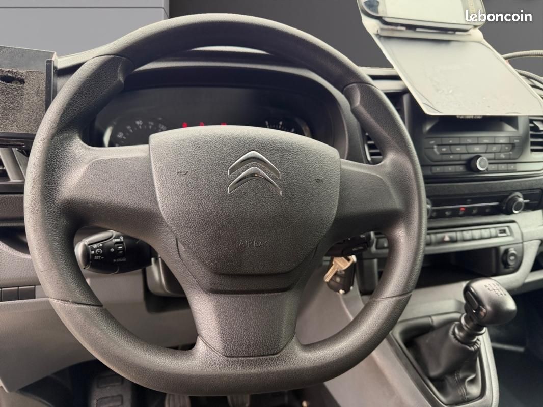 Citroën Jumpy FOURGON XL HDI 100 BVM6 CONTROL tva récuperable 1ere main entretien concession (image 2)