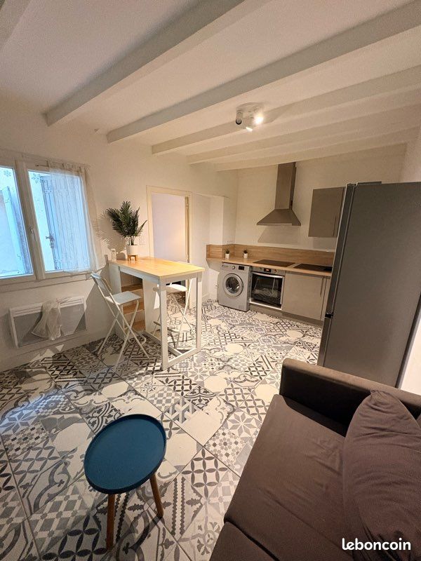 Appartement 2 pièces 30 m² · à Carpentras · 30 m² · 570 €