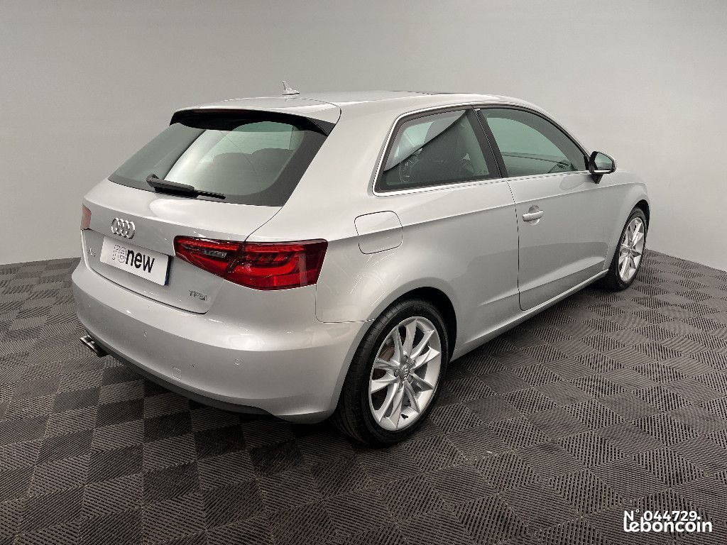 Audi A3 1.8 TFSI 180 Ambition Luxe S tronic 7 (image 4)
