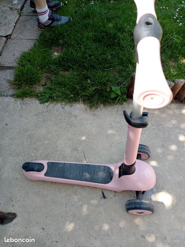 Trottinette avec protection genoux, coudes... (image 3)