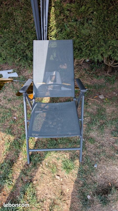 Set table + 3 chaises+ parasol (image 4)