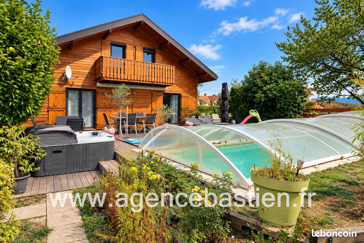 Maison 4 pièces 120 m² · à Péron · 120 m² · 615 000 €