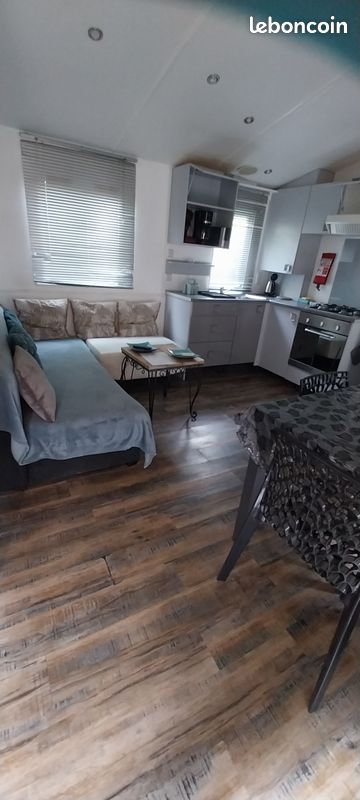 Local commercial 3 pièces 32 m² · à Fréjus · 32 m² · 10 000 €