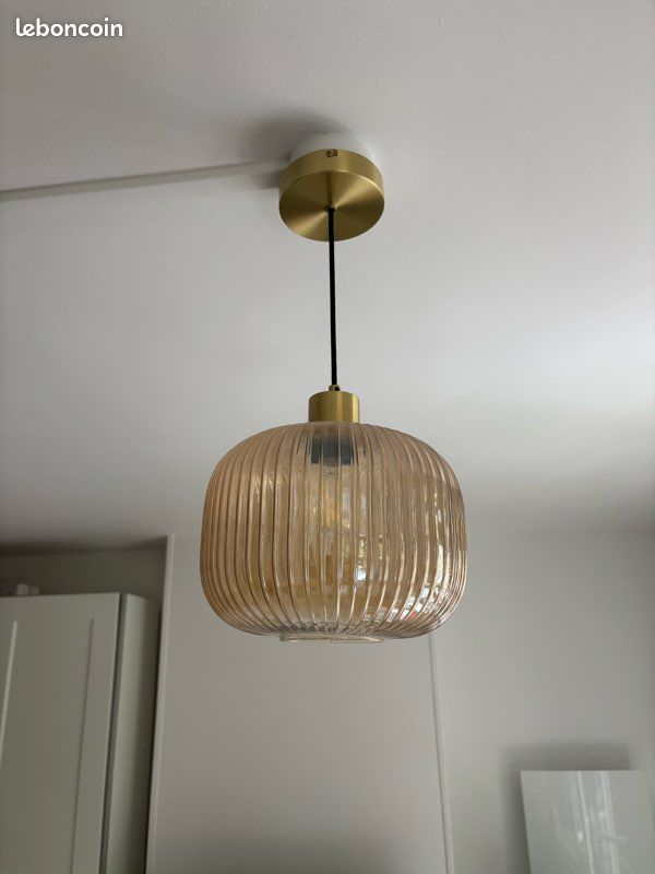 Luminaire (image 2)
