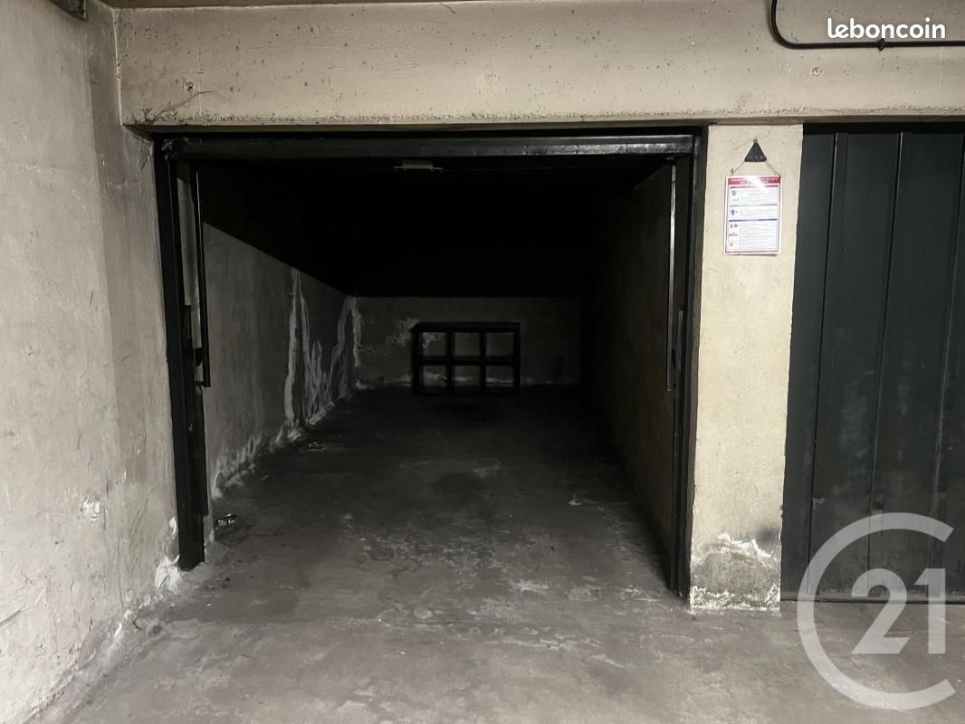 Parking 13 m² · à Lyon · 13 m² · 150 €/mois