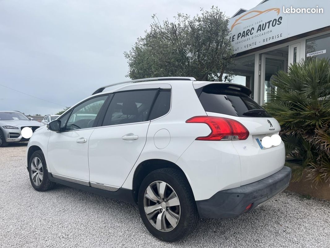 PEUGEOT 2008 1.6 e-HDi 92 CV Allure 1ERE MAIN/ CLIM AUTO / REGULATEUR /BLUETOOTH / RADAR (image 4)