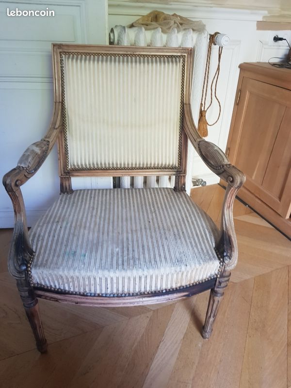 Fauteuil Louis XVI (image 1)