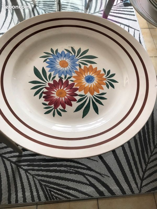 Plat à motif floral HBC Choisy le roi (image 2)