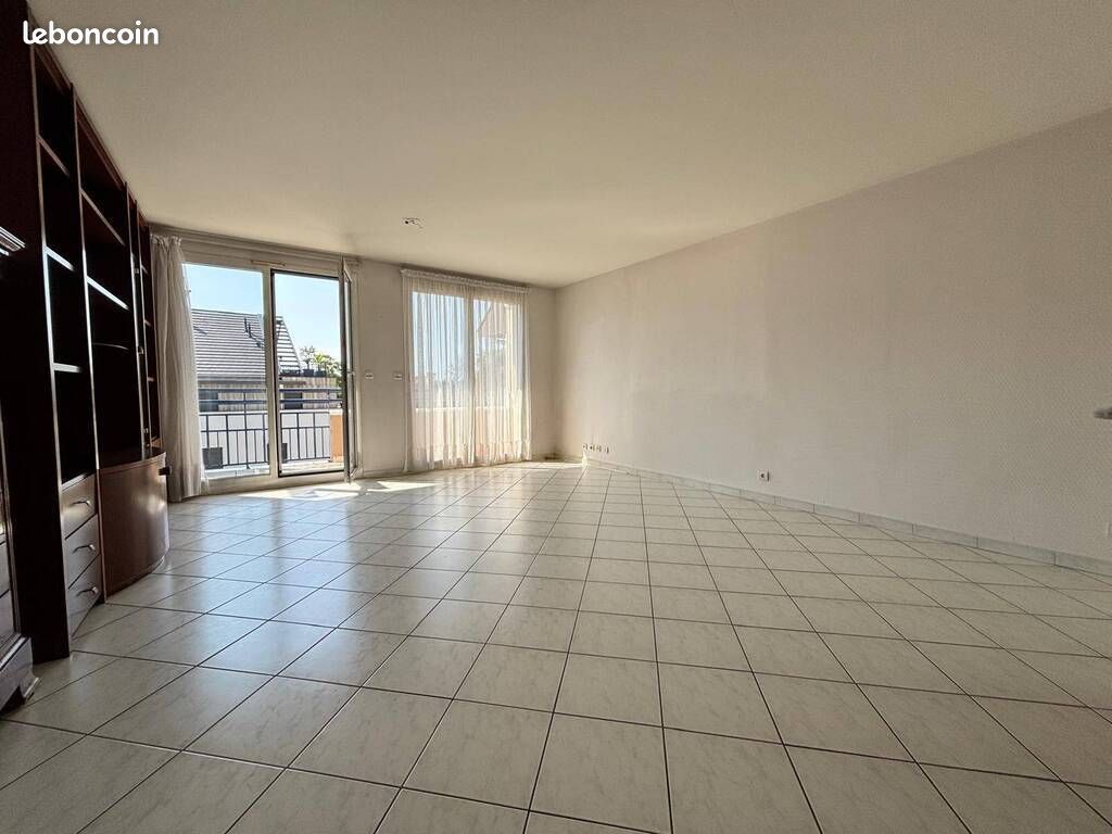 Appartement 4 pièces 103 m² · à Divonne-les-Bains · 103 m² · 750 000 €