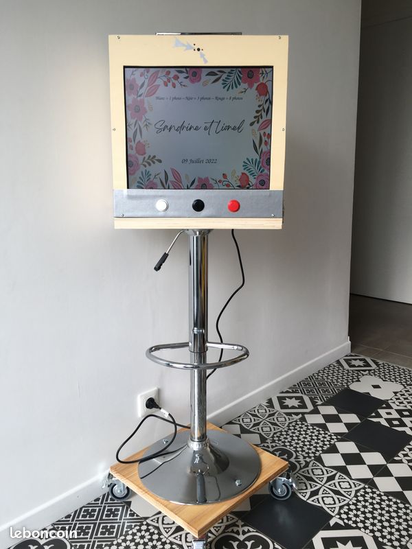 Location Photobooth - Borne à Selphies (image 2)