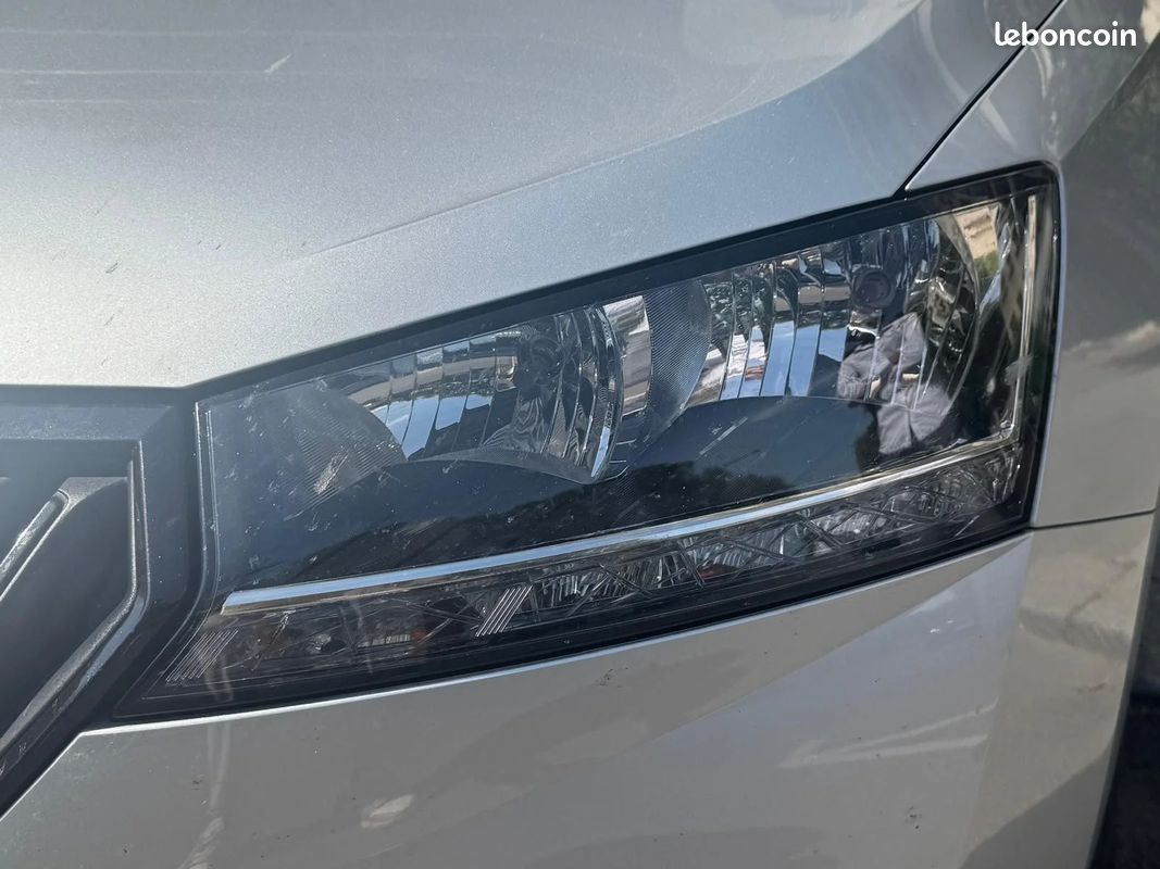 Skoda fabia skoda fabia 95 tsi monte carlo bvm-carplay-key less go-caméra de recul (image 34)