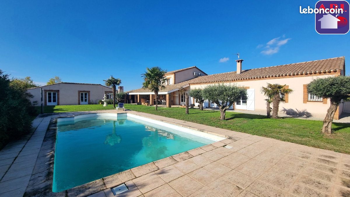 Maison 10 pièces 335 m² · à Auterive · 335 m² · 582 000 €