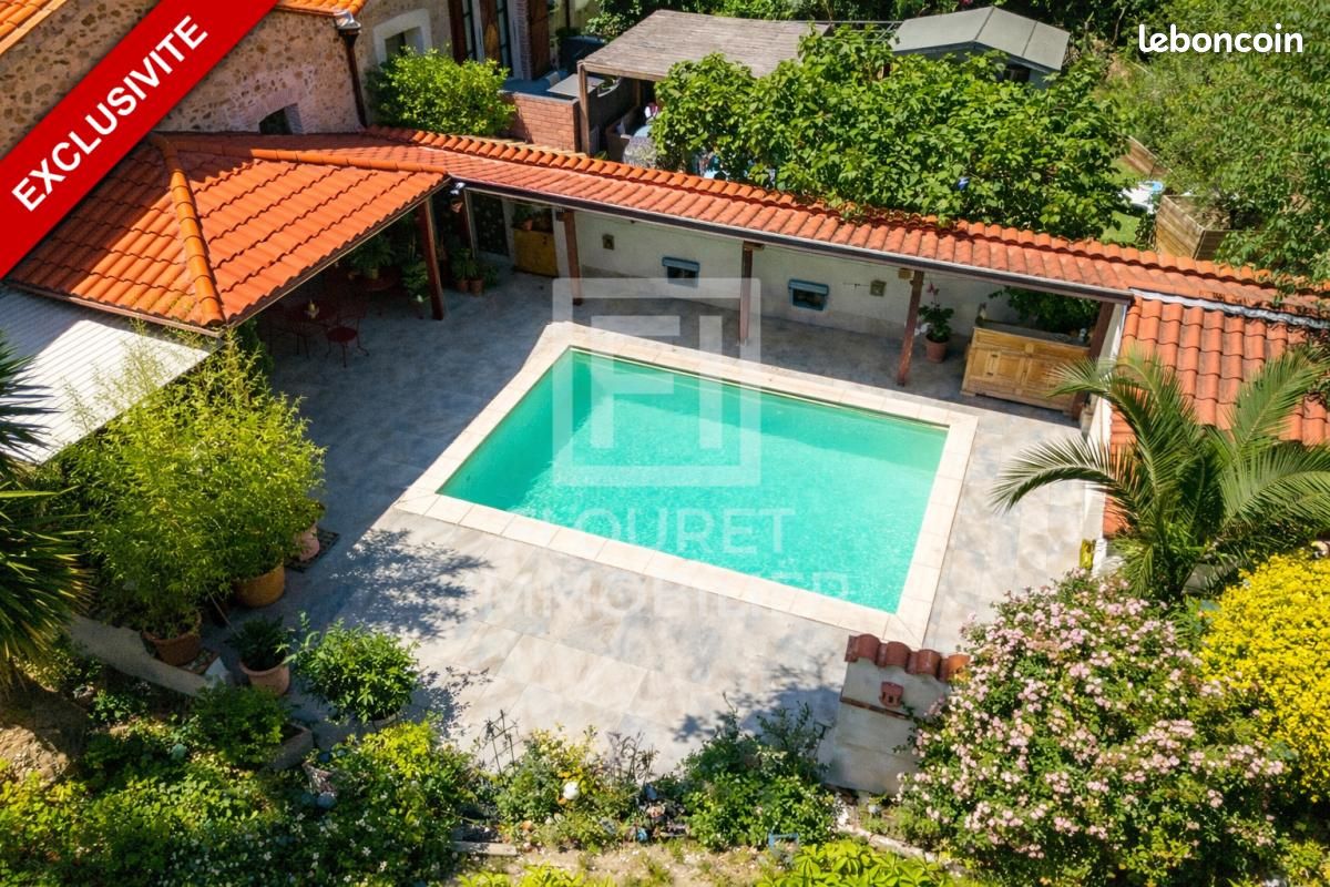 Maison 10 pièces 270 m² · à Montesquieu-des-Albères · 270 m² · 670 000 €