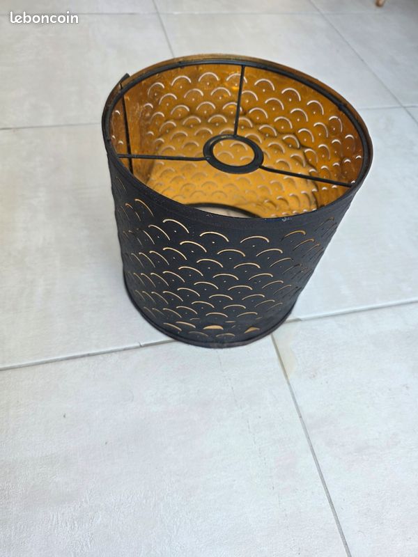 Lustre (image 3)
