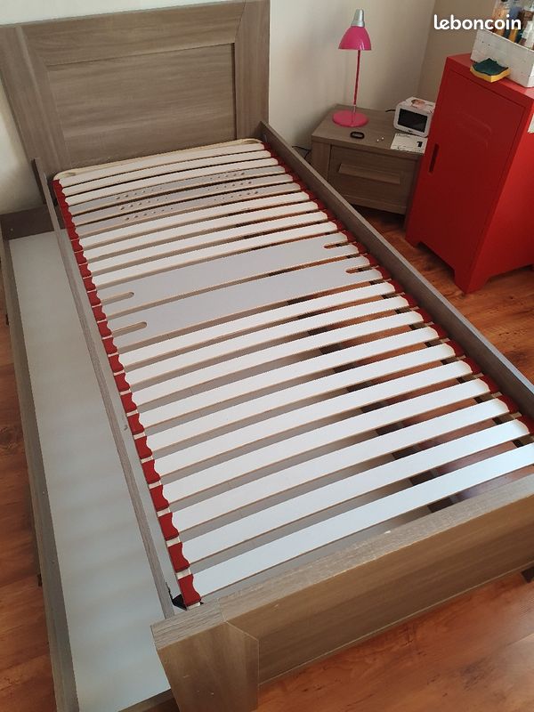 Vends chambre complète (image 4)