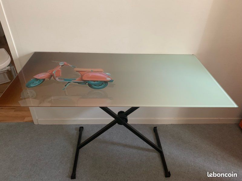 Plateau de bureau en verre (image 1)