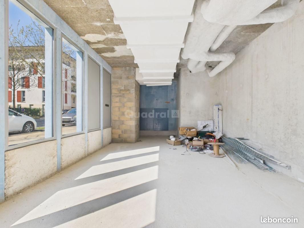 Local commercial 202 m² (image 4)