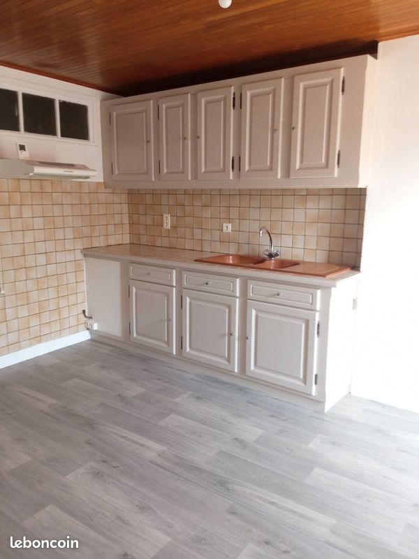 Maison 4 pièces 75 m² · à Saint-Germain-Lembron · 75 m² · 595 €/mois