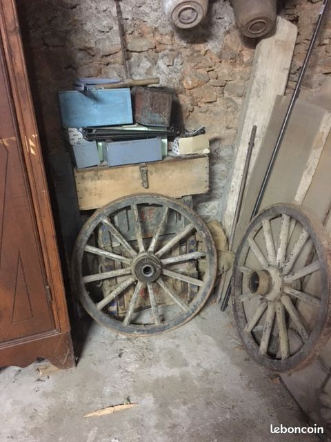 Roue de chariot en bois (image 2)