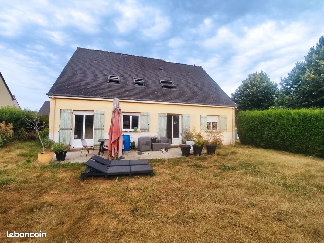 Maison 6 pièces 165 m² · à Gévezé · 165 m² · 400 000 €