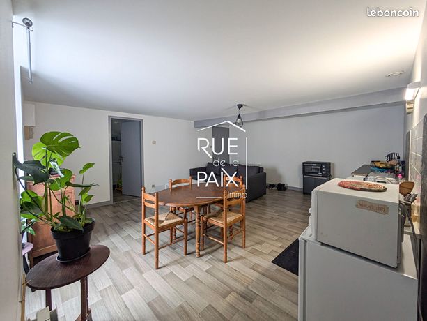 Immeuble 12 pièces 231 m²