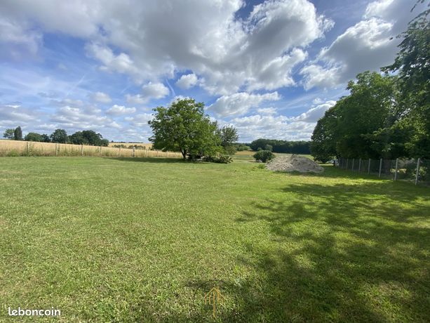 Terrain 2530 m² Yviers