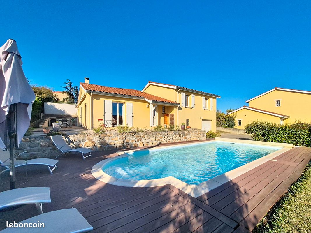 Maison 7 pièces 133 m² · à Beauvallon · 133 m² · 540 000 €