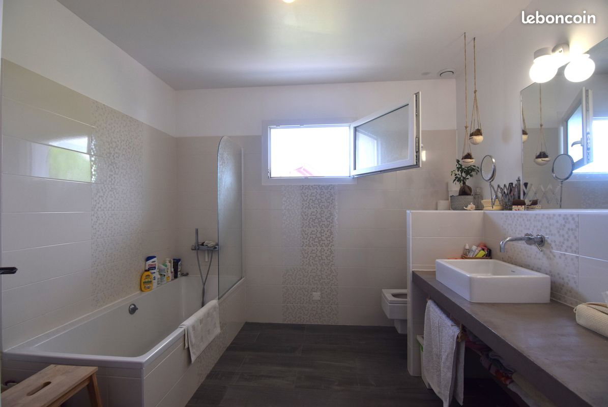 Villa 5 pièces 173 m² - Hasparren 64240 (image principale 4)