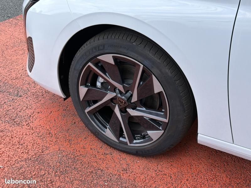 Peugeot 308 1.2 Hybrid 145ch Allure e-DCS6 (image 7)