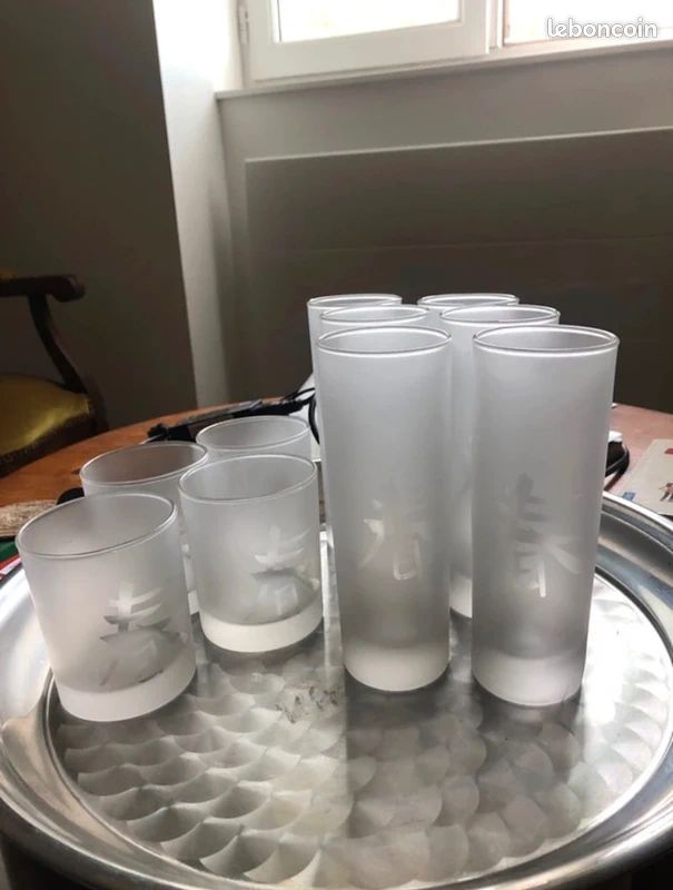 Service verres glacés et bouteille (image 1)