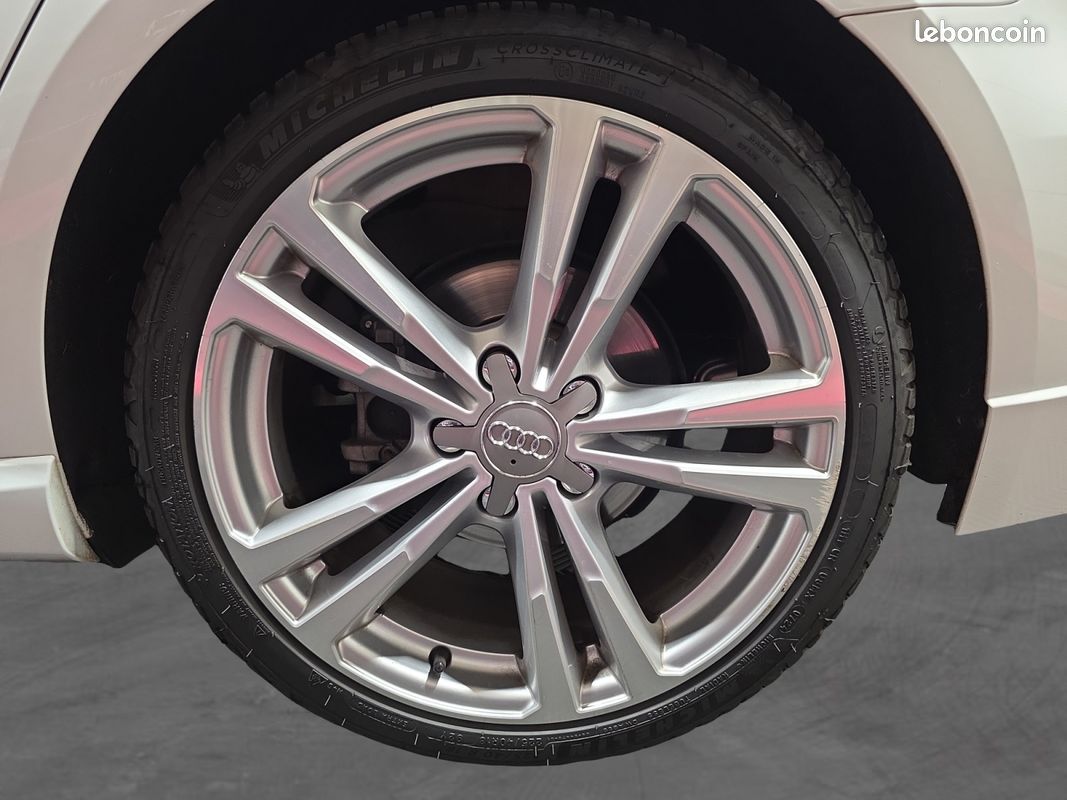AUDI A3 SPORTBACK S-LINE S-TRONIC 1.5 TFSI 150cv Sièges chauffants Toit ouvrant garantie 12 mois (image 28)