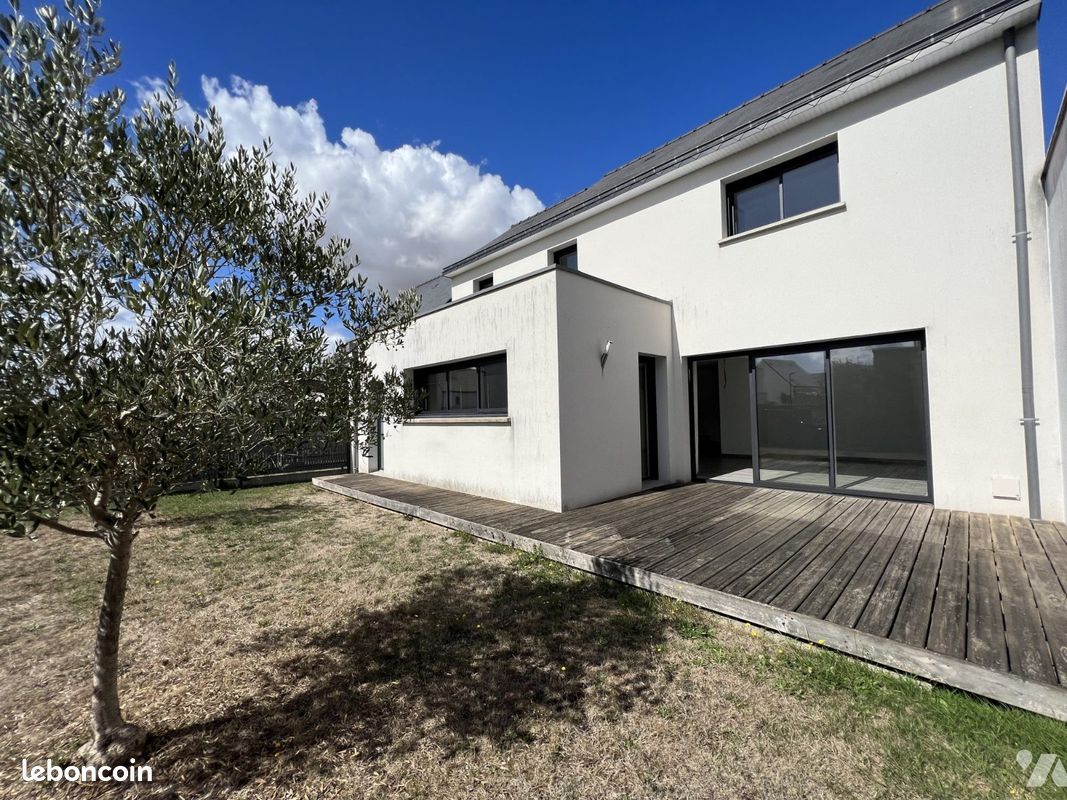 Maison 6 pièces 126 m² · à Châteaugiron · 126 m² · 368 530 €