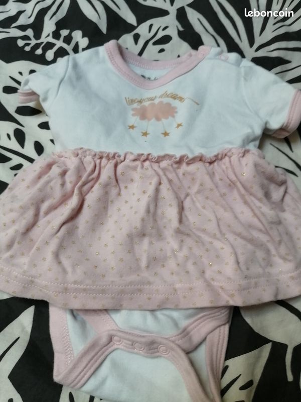 Vêtement bébé fille 0 à 3 mois (image 1)