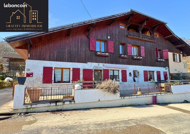 Maison 7 pièces 150 m²