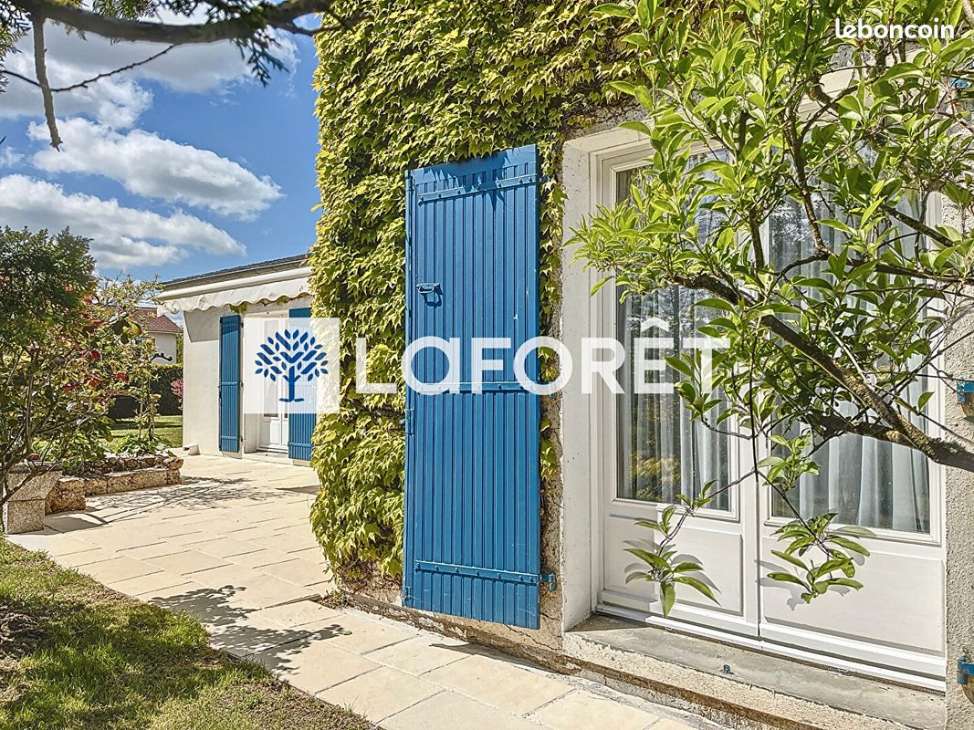 Maison 7 pièces 130 m² - Bressuire 79300 (image principale 3)