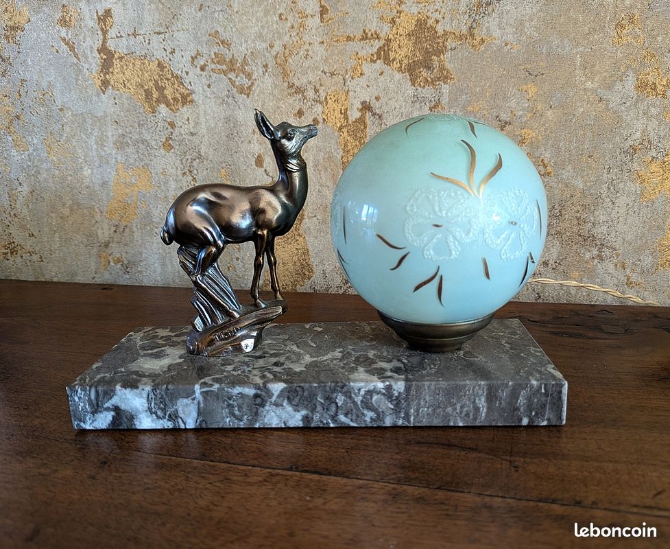 ANCIENNE LAMPE SOCLE Marbre avec Chien Berger Allemand Régule Signé Tedd EUR 23,85 - FR