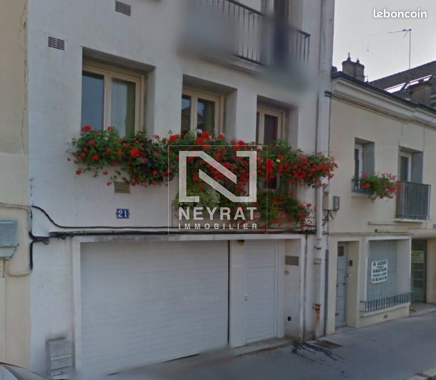 Parking 10 m² · à Chalon-sur-Saône · 10 m² · 87 €/mois