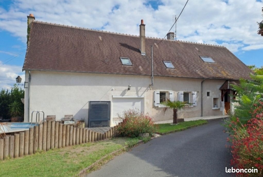 Maison 9 pièces 226 m² · à Saint-Genou · 226 m² · 285 000 €